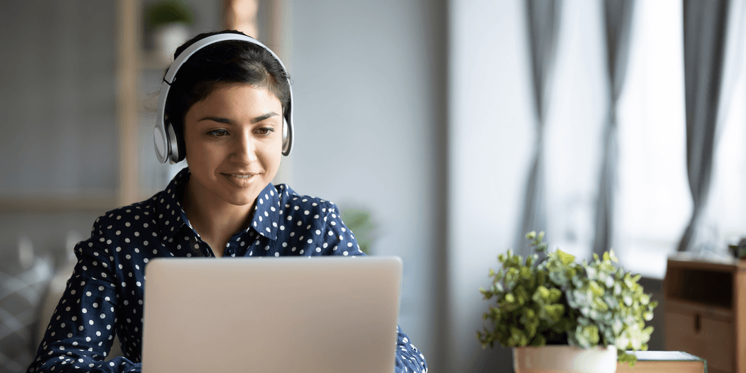 10 Tips to Help You Land Your First Marketing Job